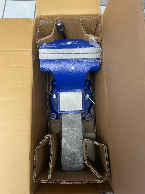 蓝点重型台虎钳8寸