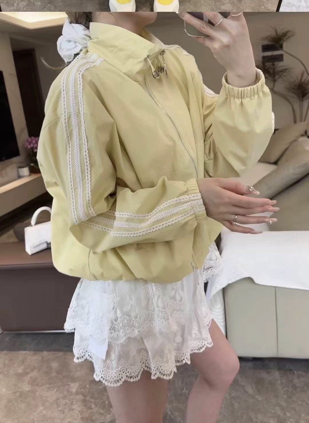 女春季拼色蕾丝拼接轻熟风短外套韩版连帽风衣短款上衣休闲