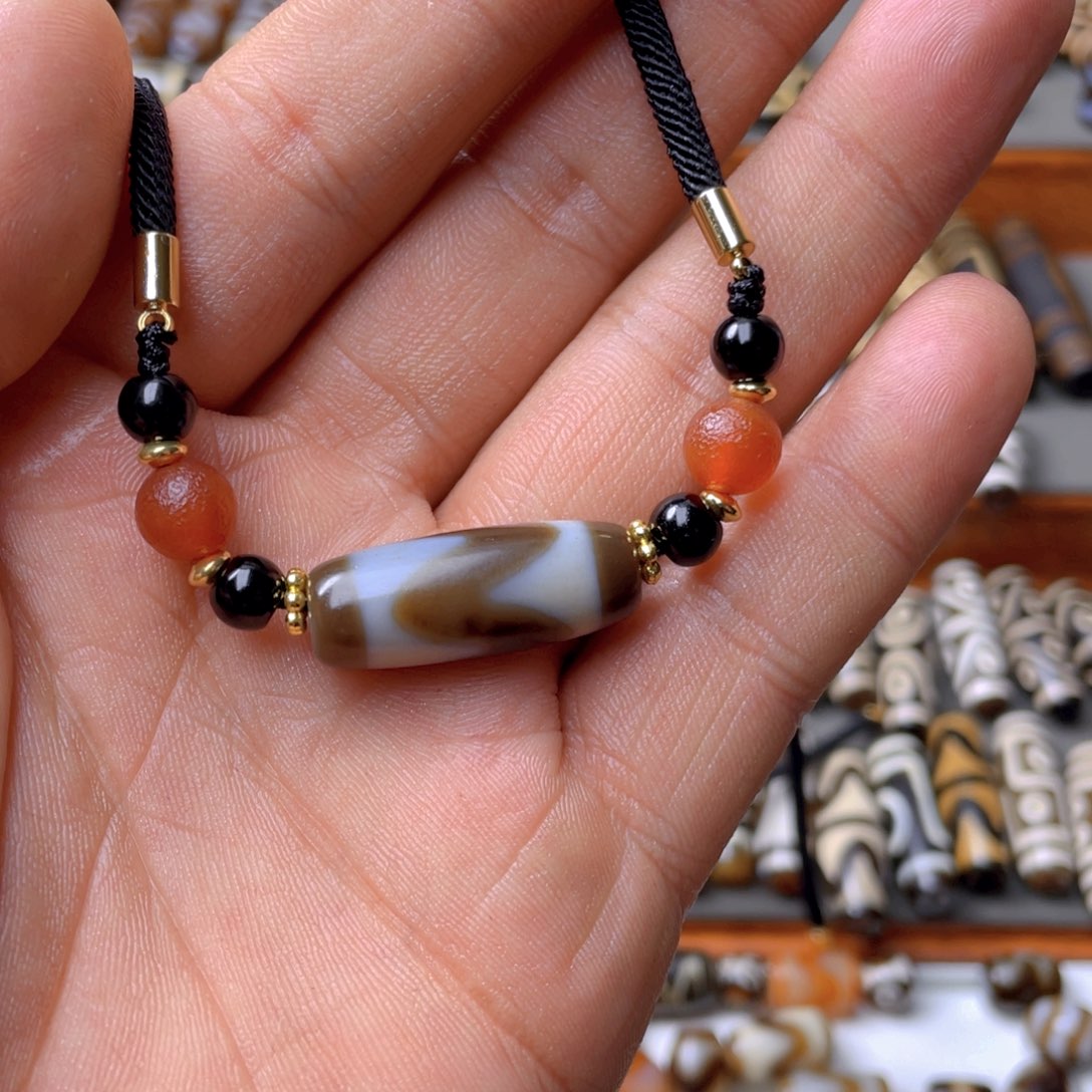 玛瑙/玉髓未镶嵌颈饰