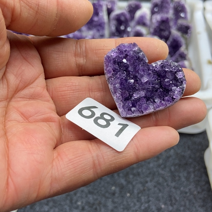 大型摆件（非配饰）紫晶未镶嵌