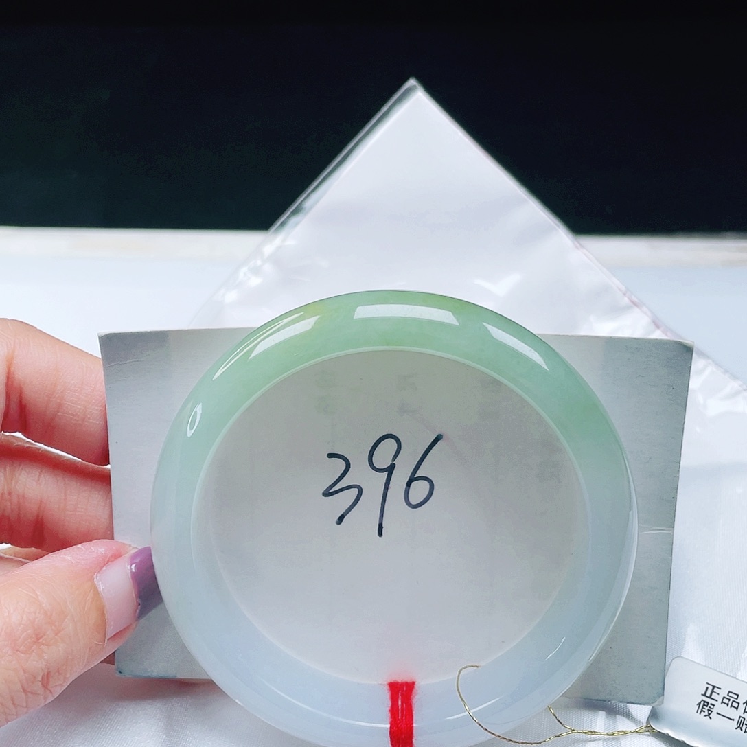 翡翠未镶嵌手镯缅甸翡翠58