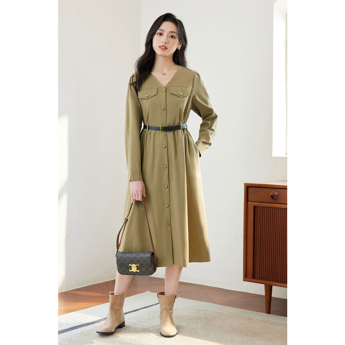 【小铃铛专属】朗文斯汀洋气金属扣收腰连衣裙LDML33012282