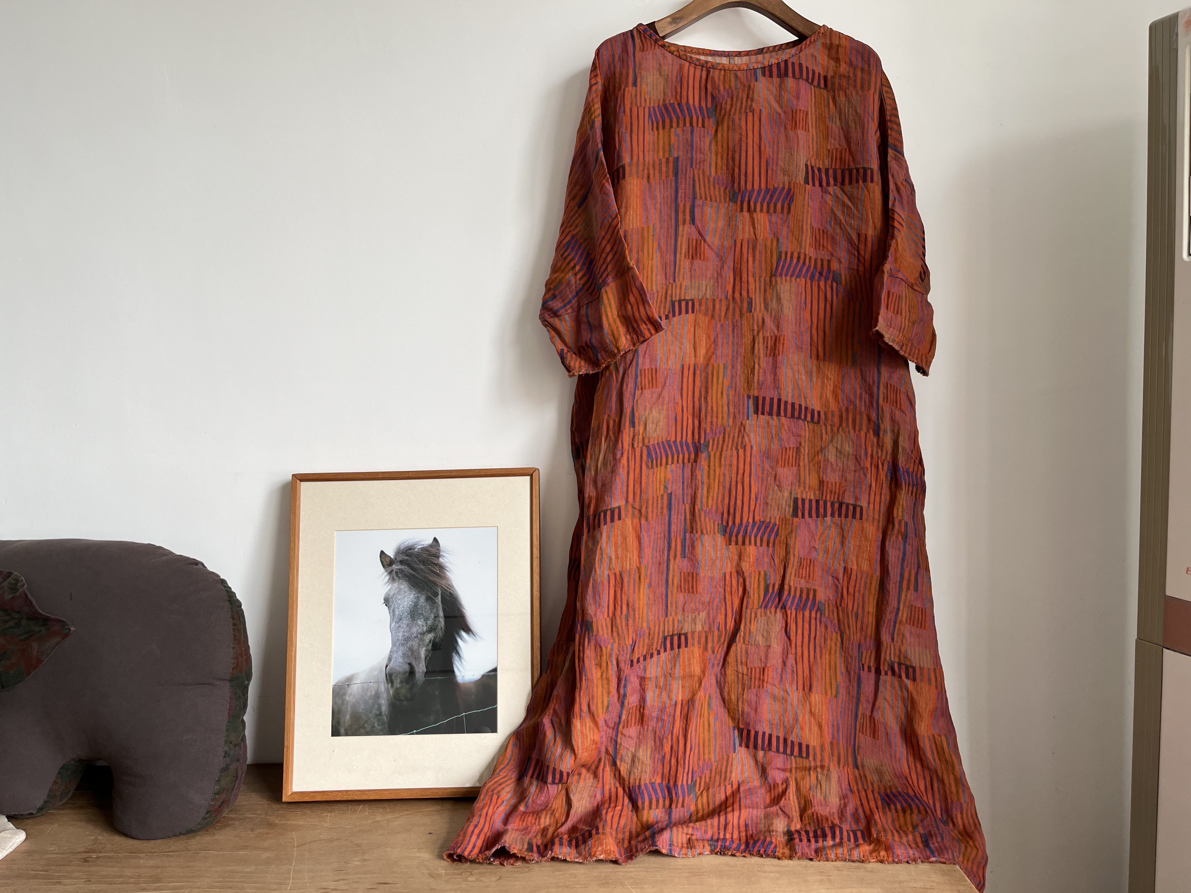 小红分享-荼33298春季新款苎麻连衣裙