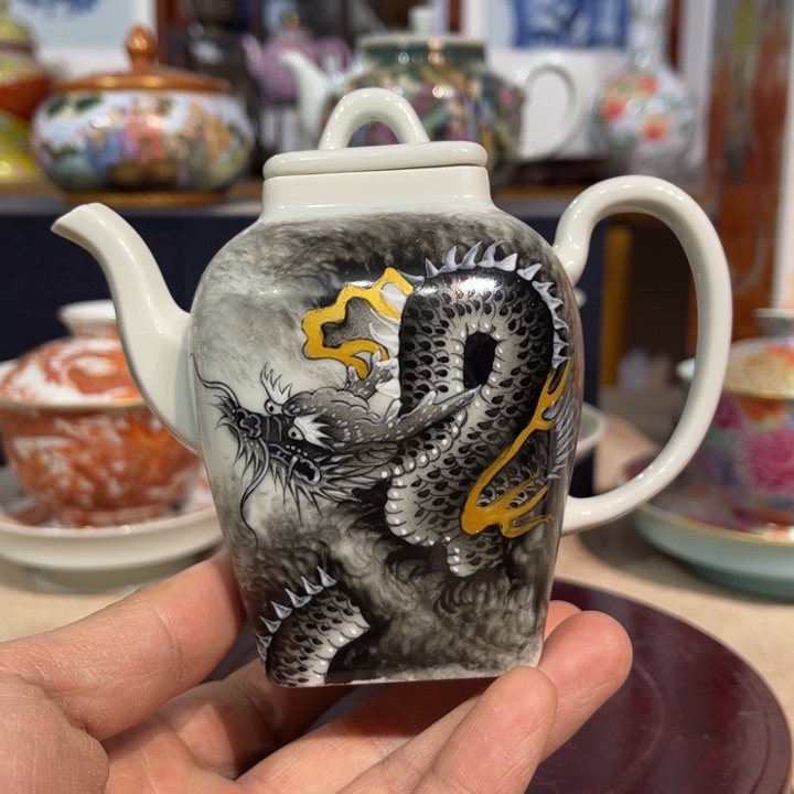 手工制作工艺品等