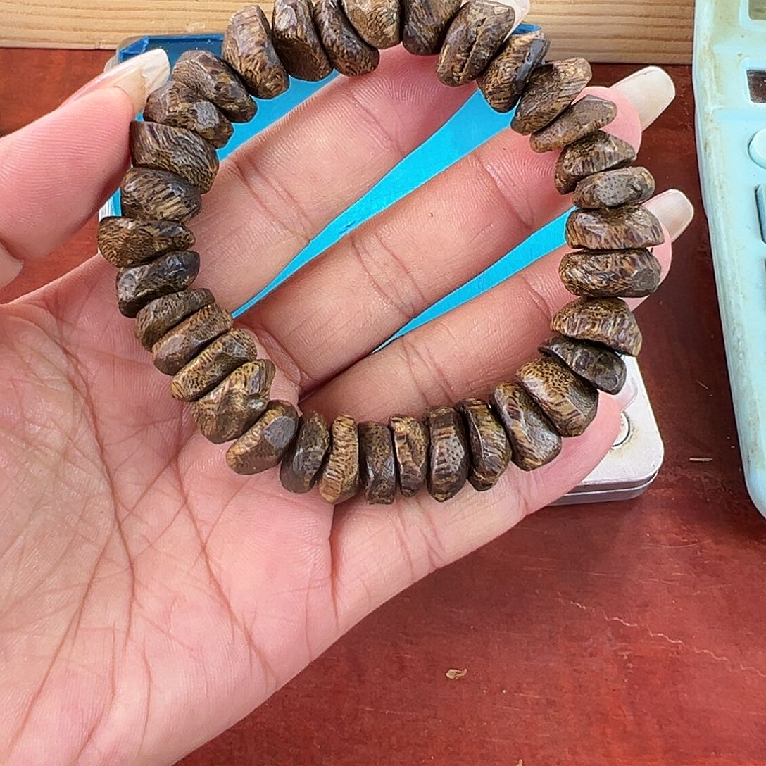 沉香碎屑沉香树丁包壳单圈18g