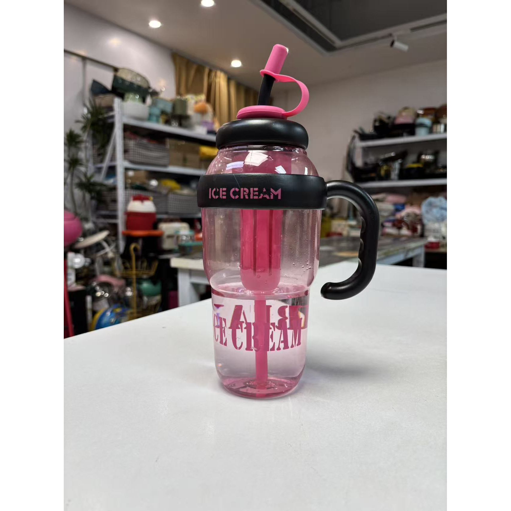 巨无霸大嘴水杯情侣高颜值女生便携带吸管茶漏花茶直饮随机发 JX