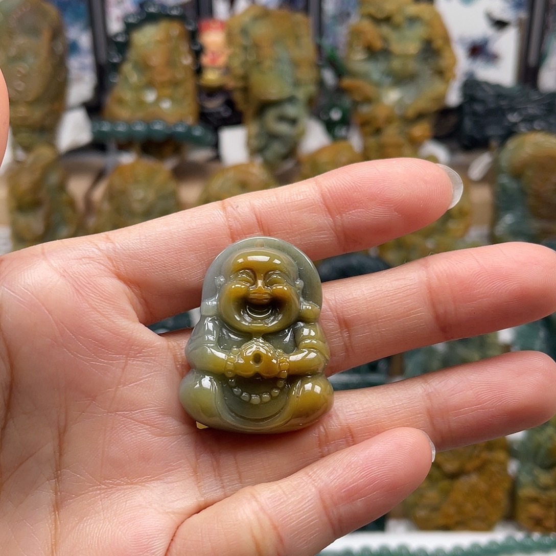 翡翠未镶嵌颈饰天然翡a货佛