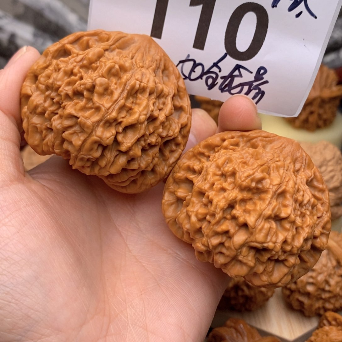文玩核桃把件628号53全帽