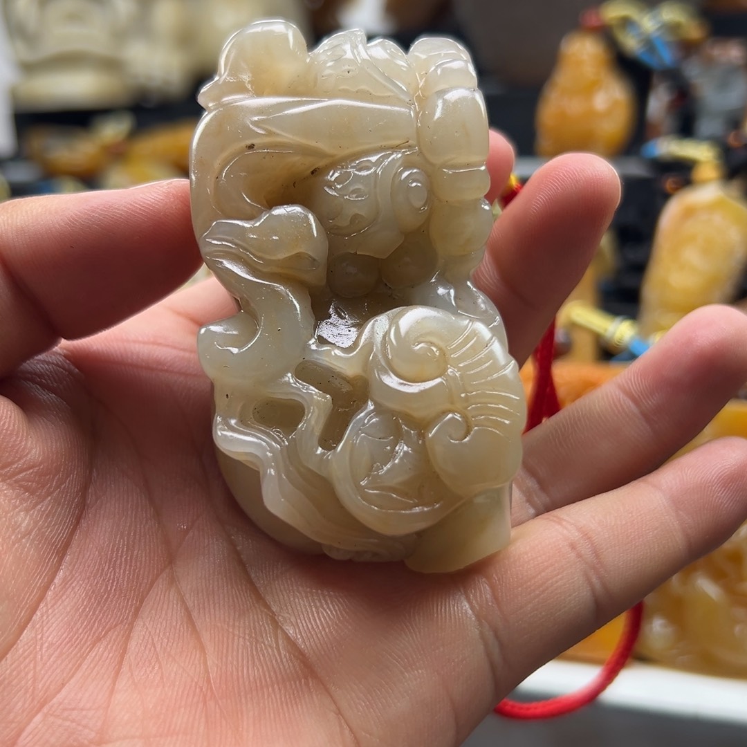 石英质玉（黄龙玉）未镶嵌多选发其一