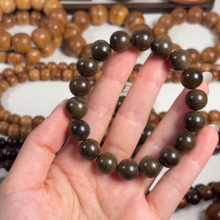 塑***人檀香木1.2老山檀水阴沉奶香