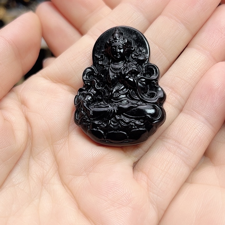 和田玉手链未镶嵌观音牌