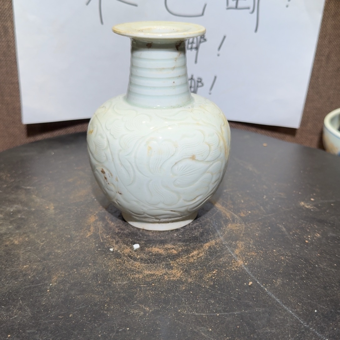 漂亮的小瓷瓶子啊好