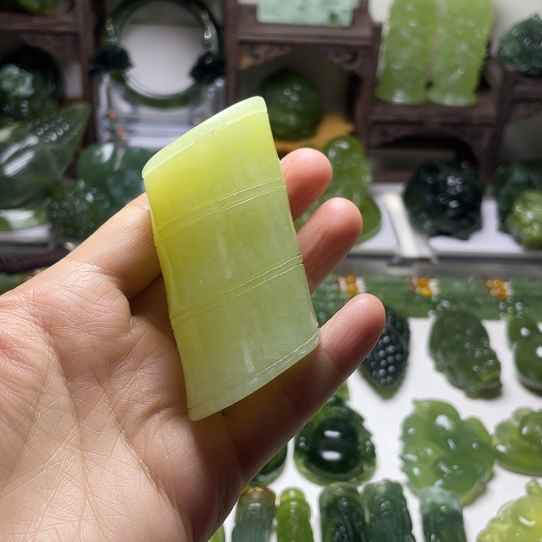 蛇纹石玉未镶嵌手把