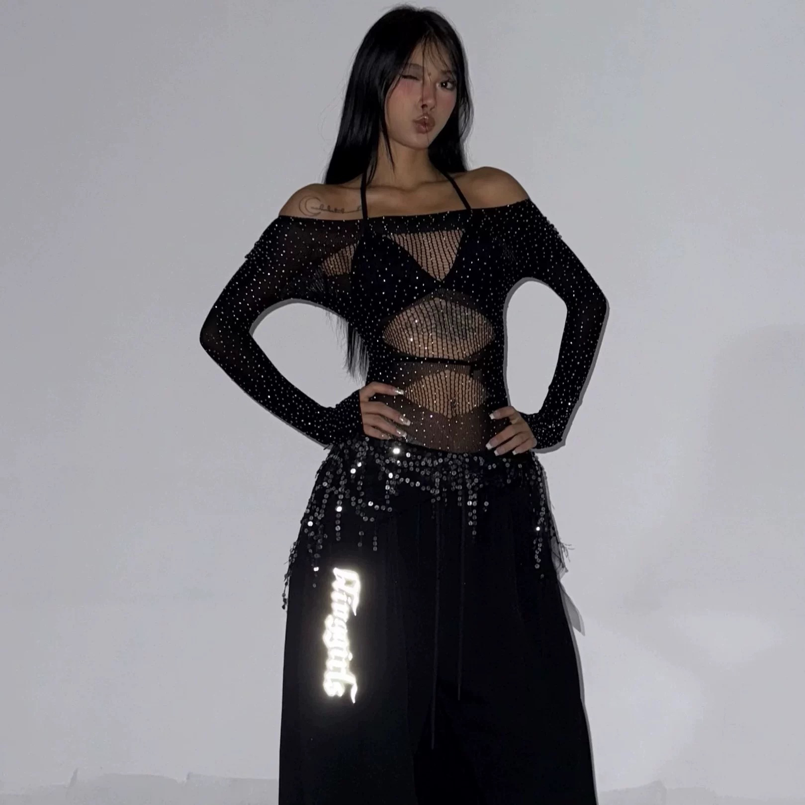 BLINGGIRLS自制辣妹爵士舞网格烫钻闪亮性感高弹连裆长袖上衣