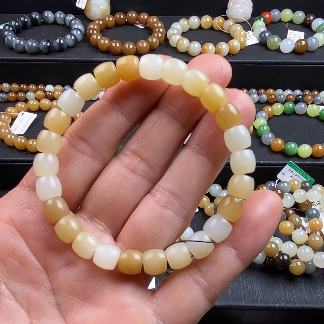 和田玉未镶嵌手链