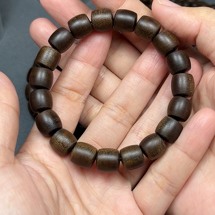 沉香碎屑沉香白棋玉化1.0