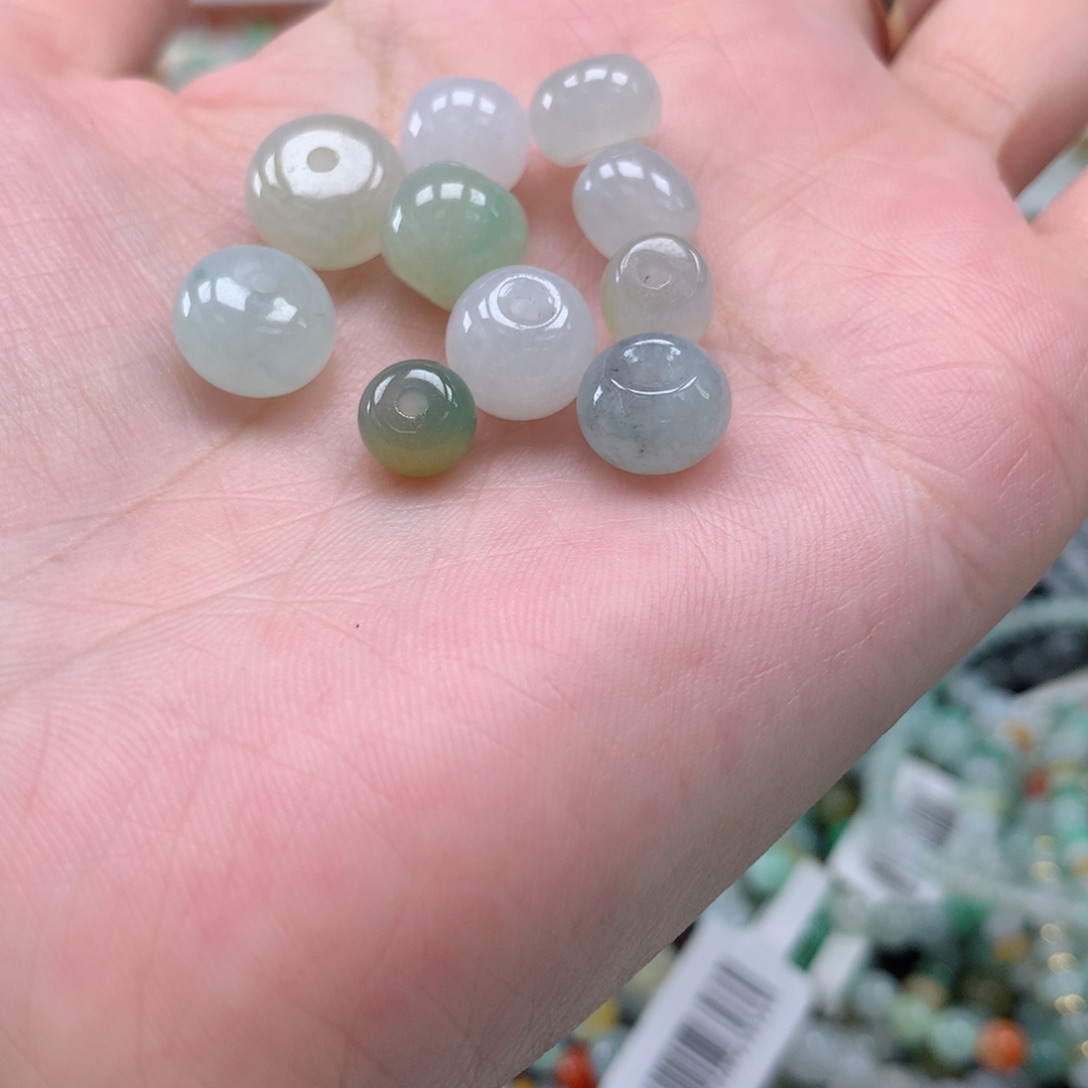散珠翡翠珠子一手