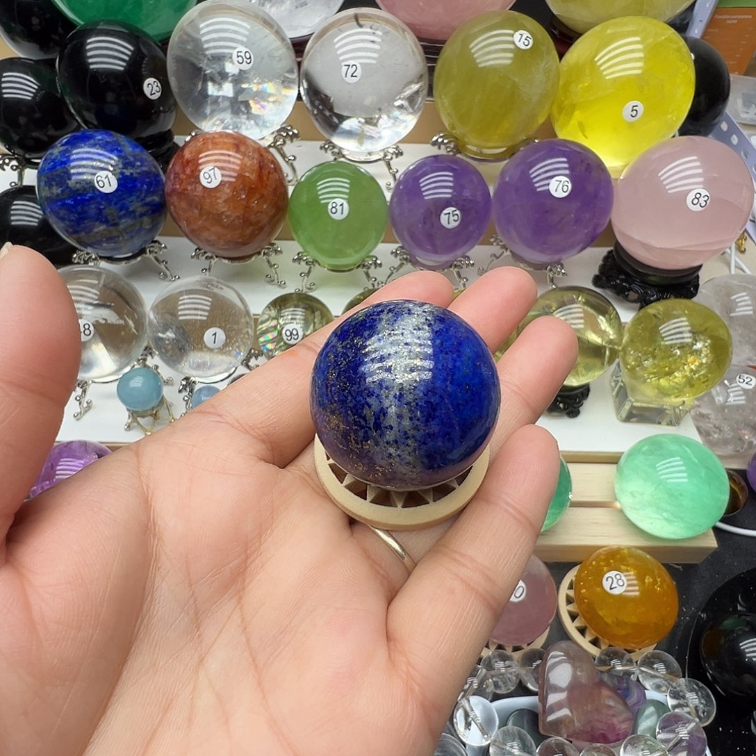 未镶嵌水晶珠宝半成品