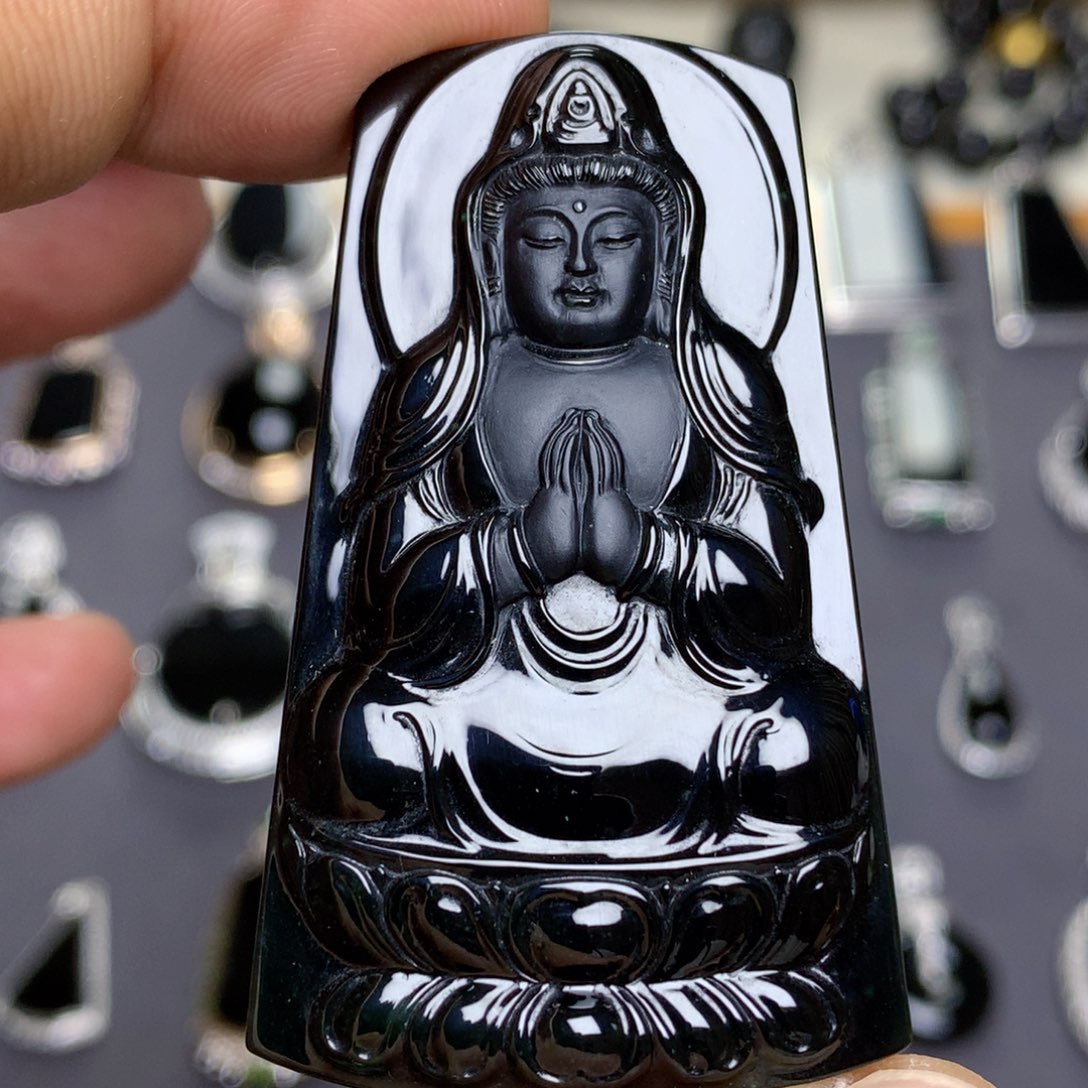 颈饰未镶嵌翡翠墨翠观音