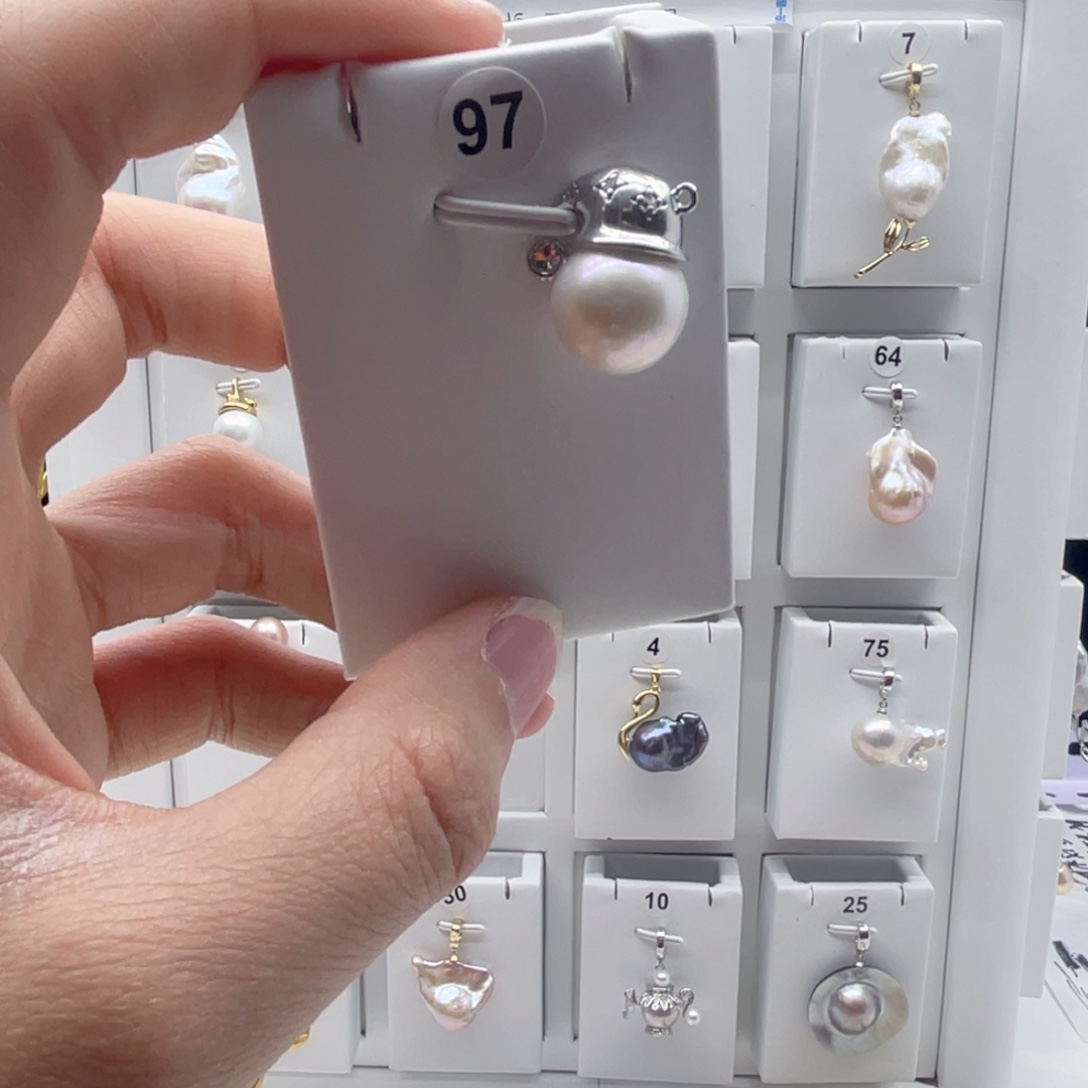 合金颈饰淡水珍珠