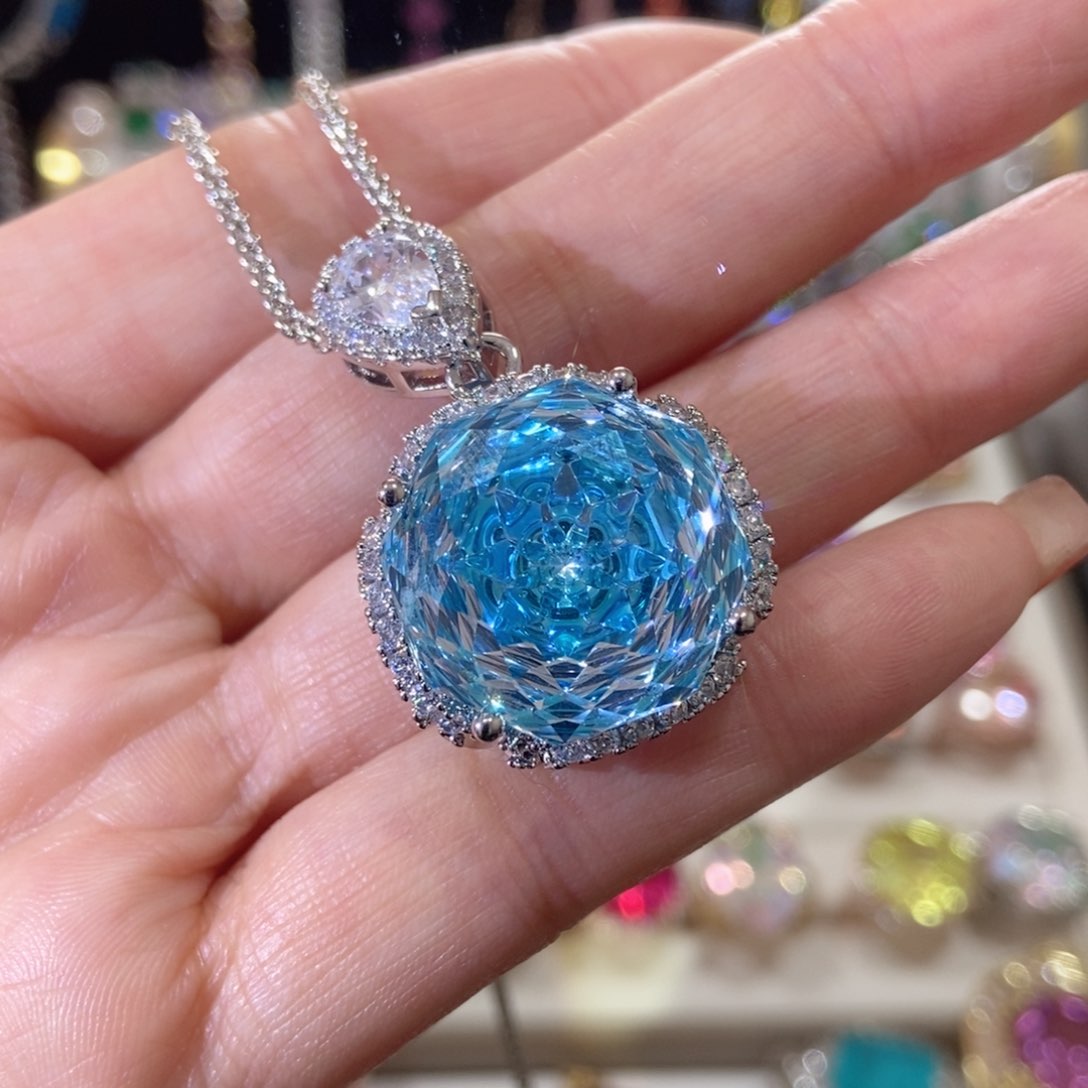 66锆石（处理）吊坠