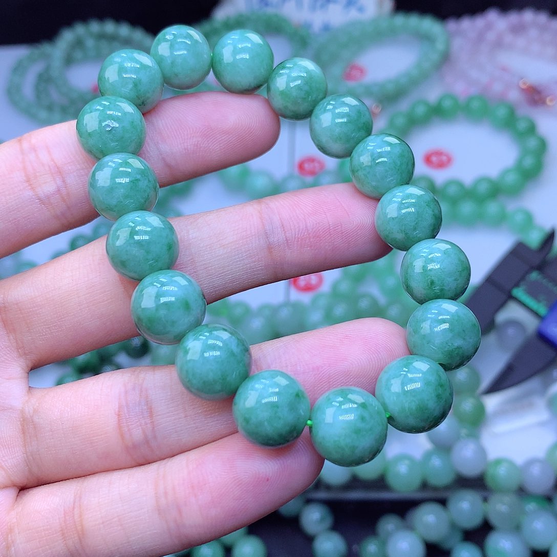翡翠未镶嵌毛衣链