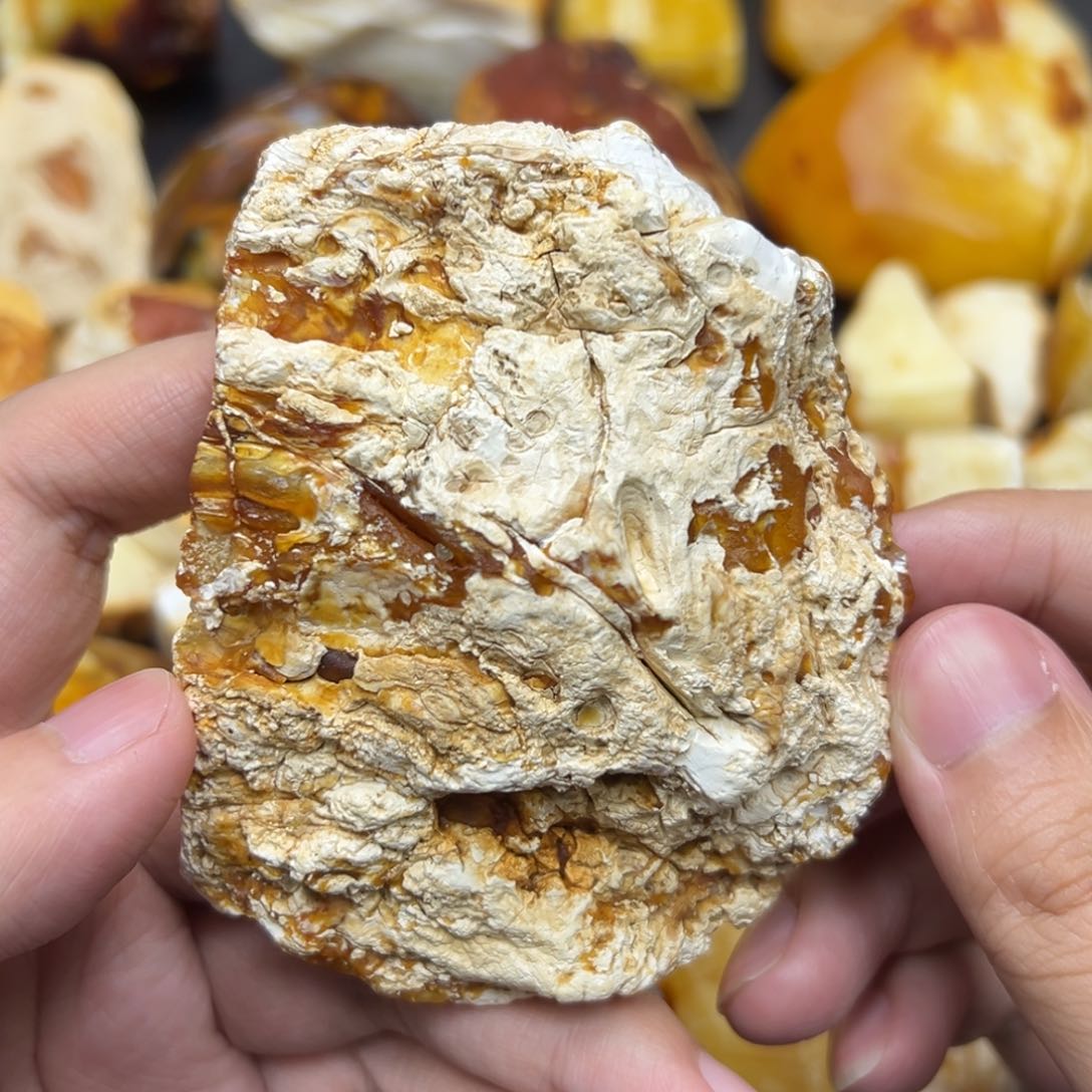 定制琥珀未镶嵌蜜蜡