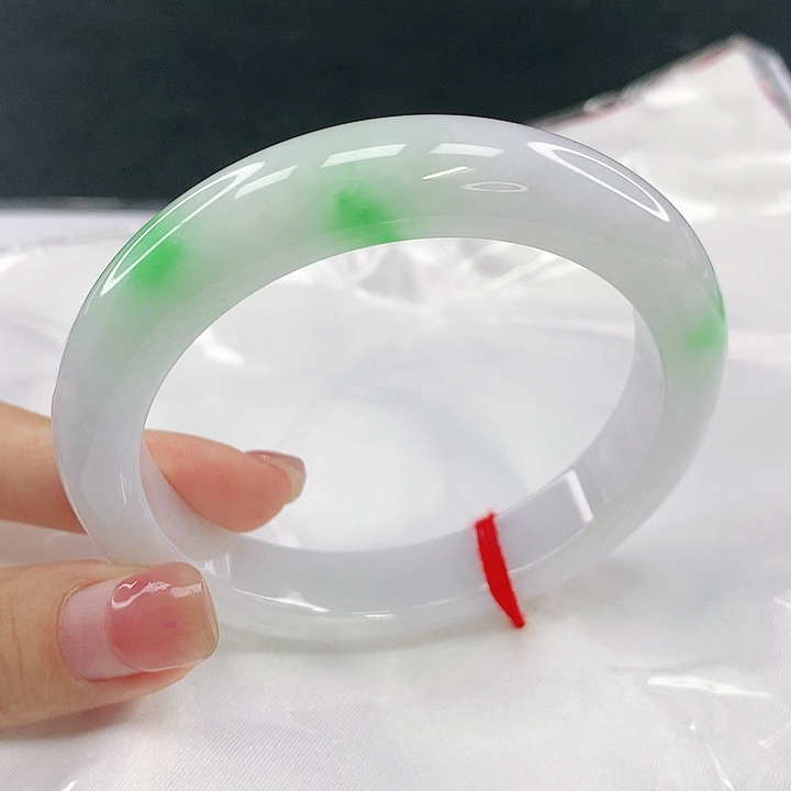 翡翠未镶嵌手镯圈57，64092