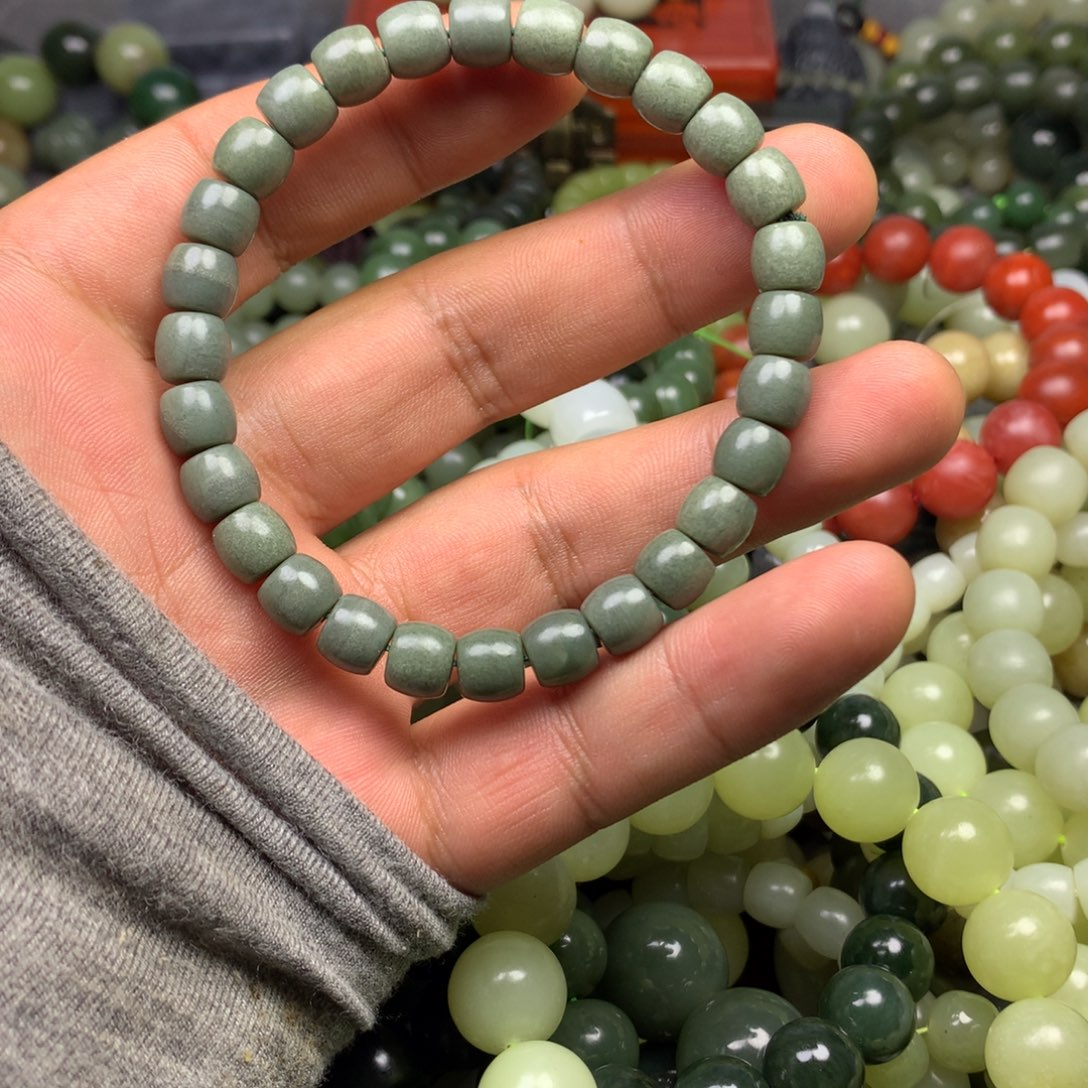 和田玉手链未镶嵌