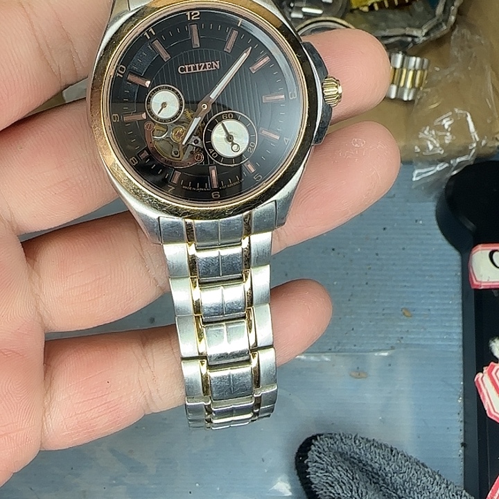 用***0猪剖层皮革锻造碳自动机械机芯