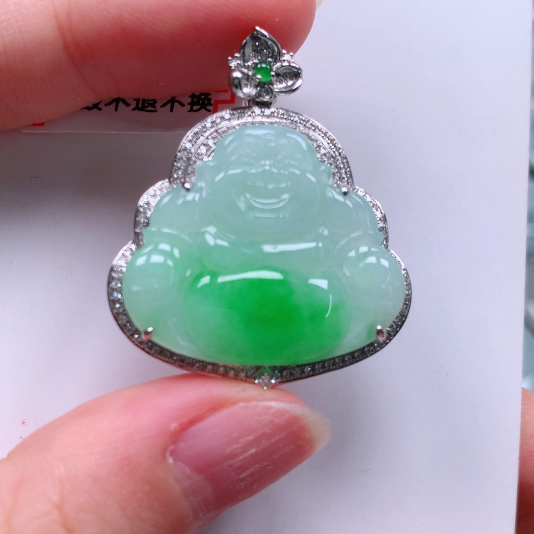 翡翠18K金镶嵌颈饰天然翡翠