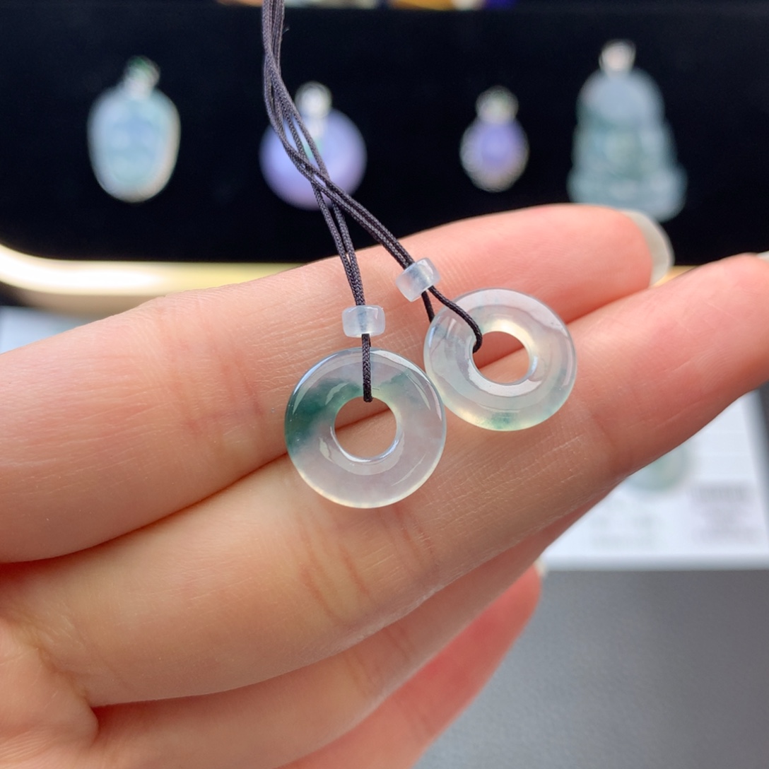 翡翠未镶嵌挂件48小时鉴赏期  退货不扣服务费