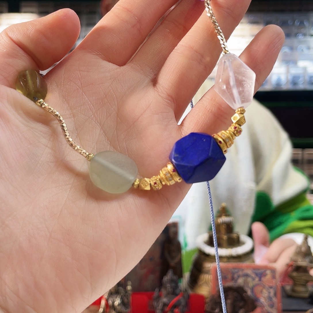 配饰配饰配饰配饰