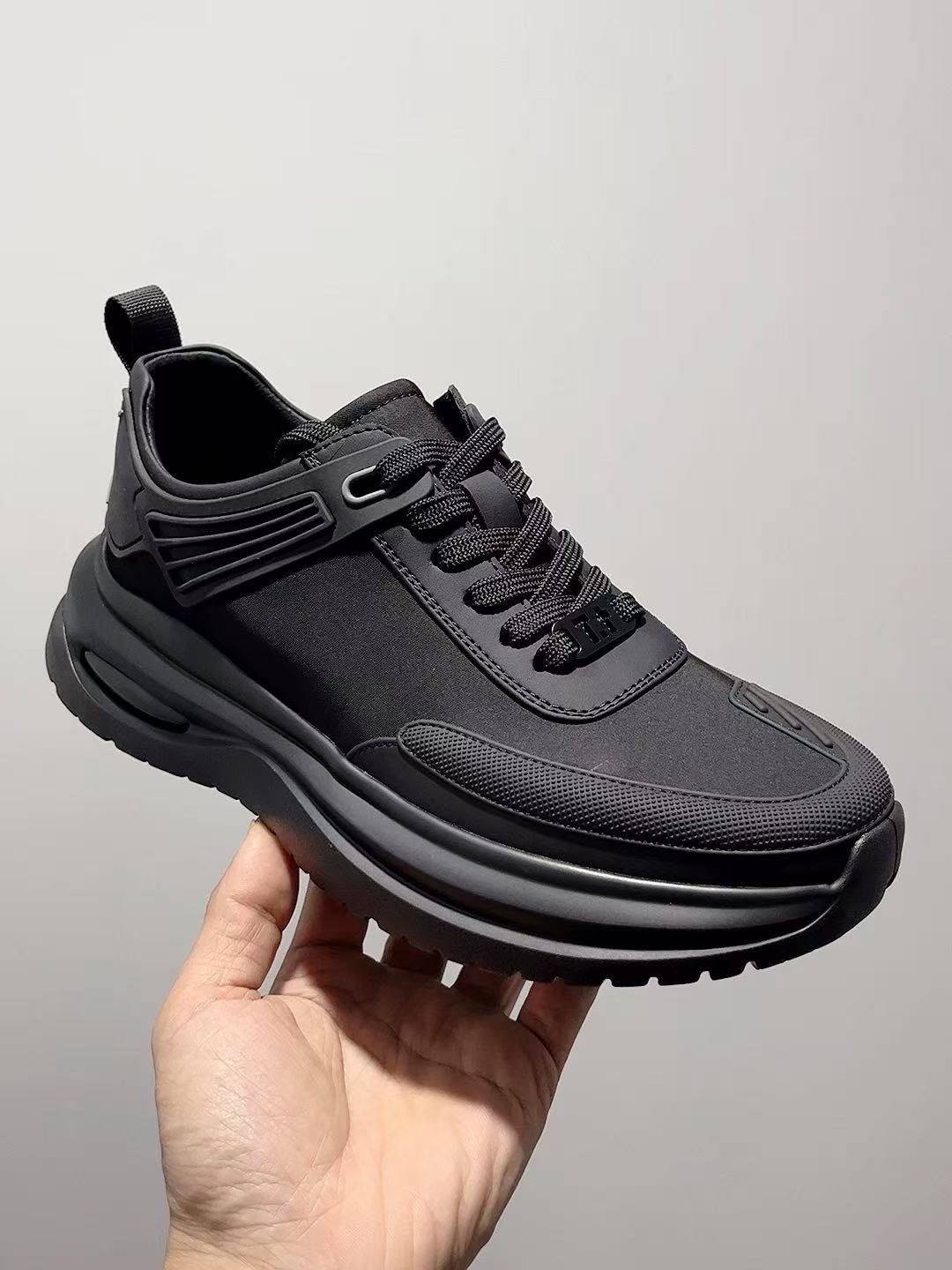 GXS 2435-1男士跑步运动鞋飞织男士休闲鞋时尚百搭