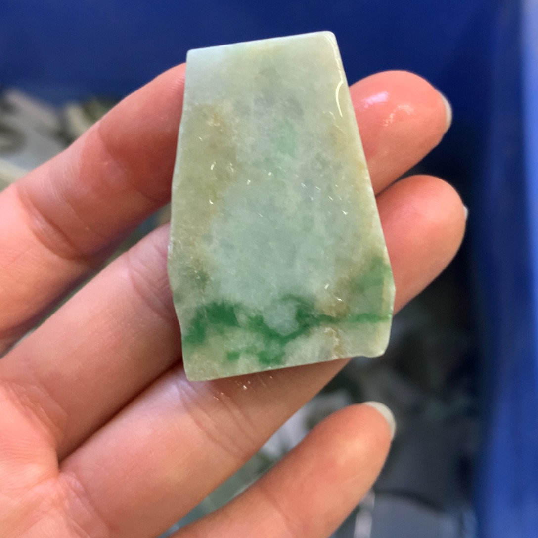 翡翠裸石翡翠边角料