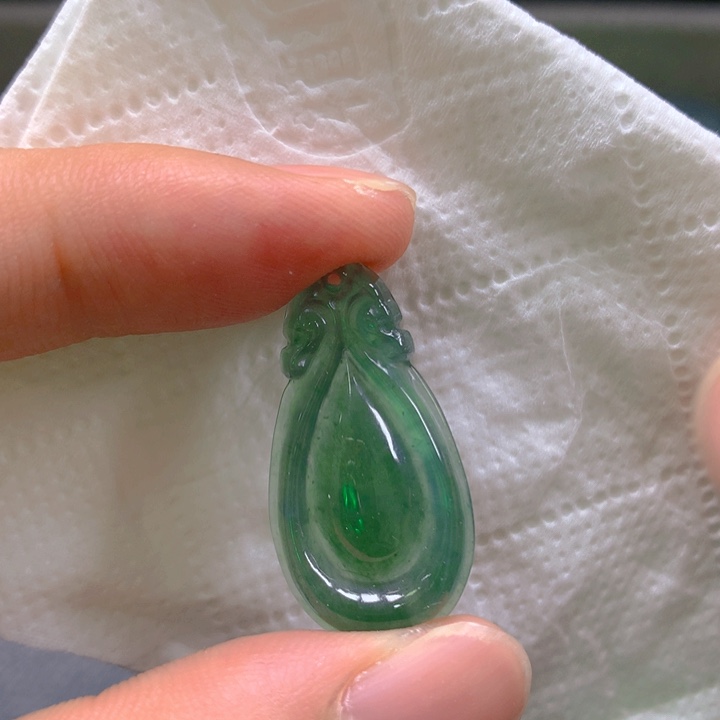 翡翠未镶嵌挂件翡翠