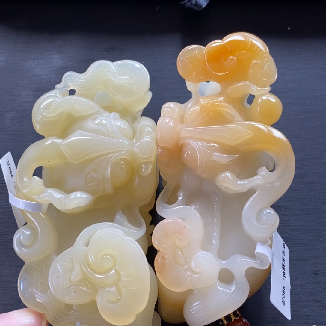 石英质玉（黄龙玉）颈饰未镶嵌洋****