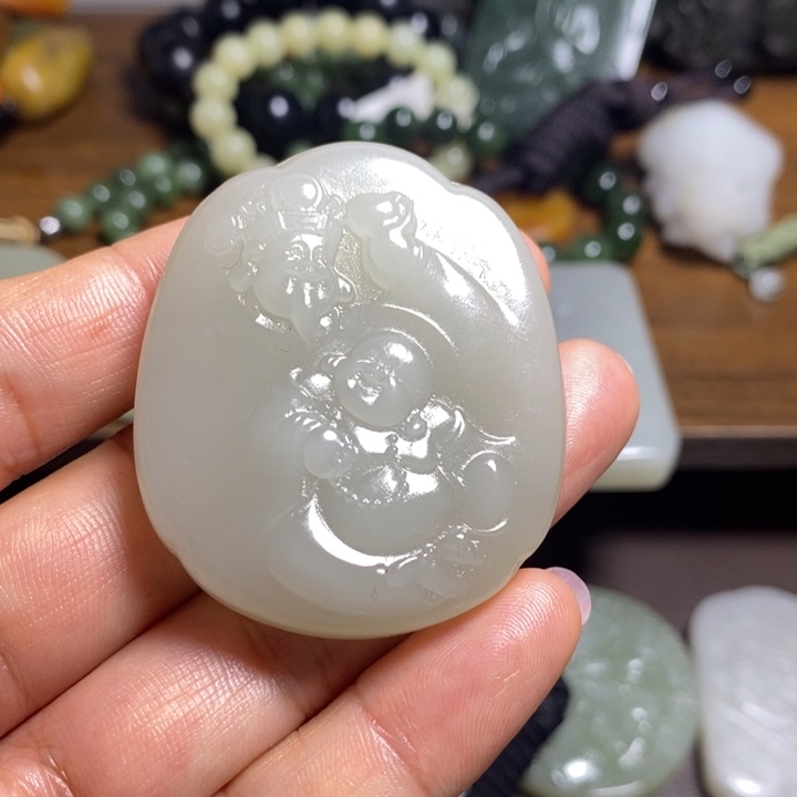 颈饰未镶嵌和田玉