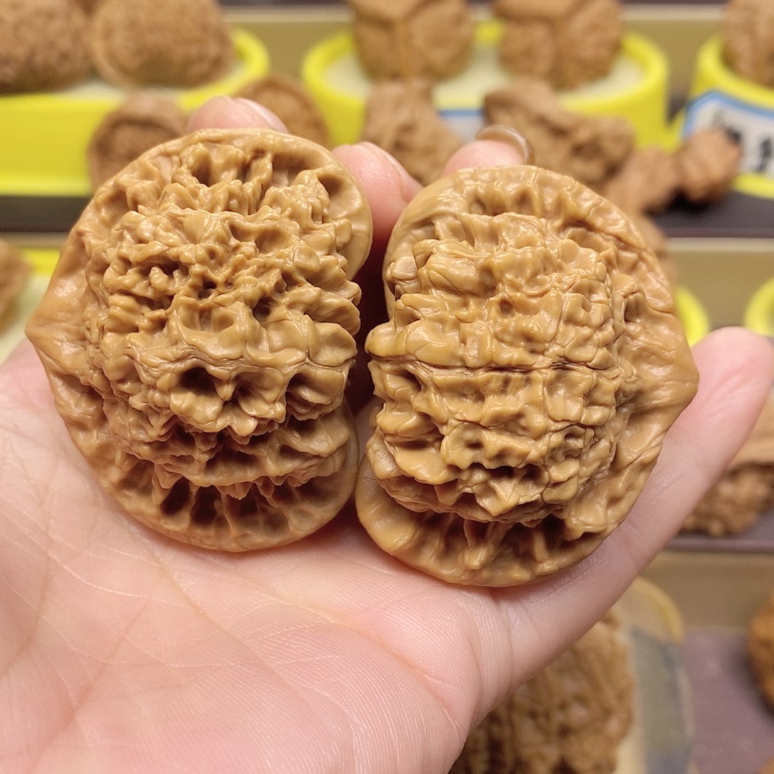 文玩核桃吊坠官帽49