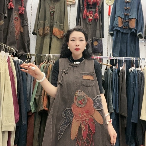 刺绣招财猫重工艺牛仔马甲大鱼裙均码100-200斤