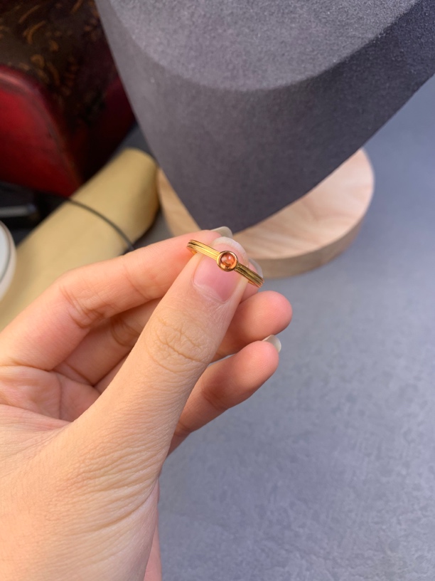 925银镶嵌橙色蓝宝石