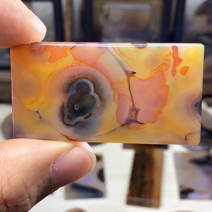 玛瑙/玉髓颈饰未镶嵌