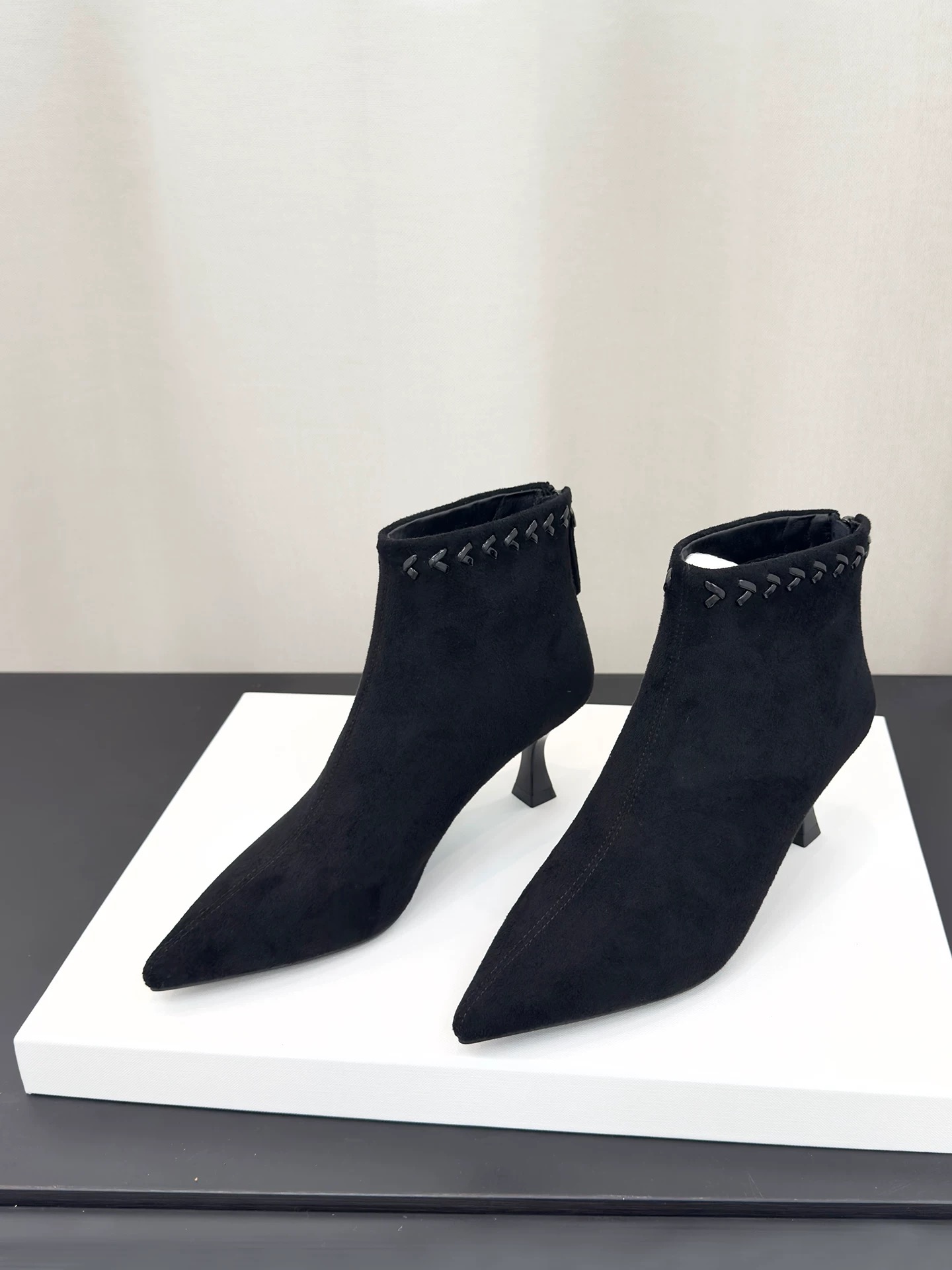 （5厘米）加绒9919黑色绒面细跟高跟鞋短靴