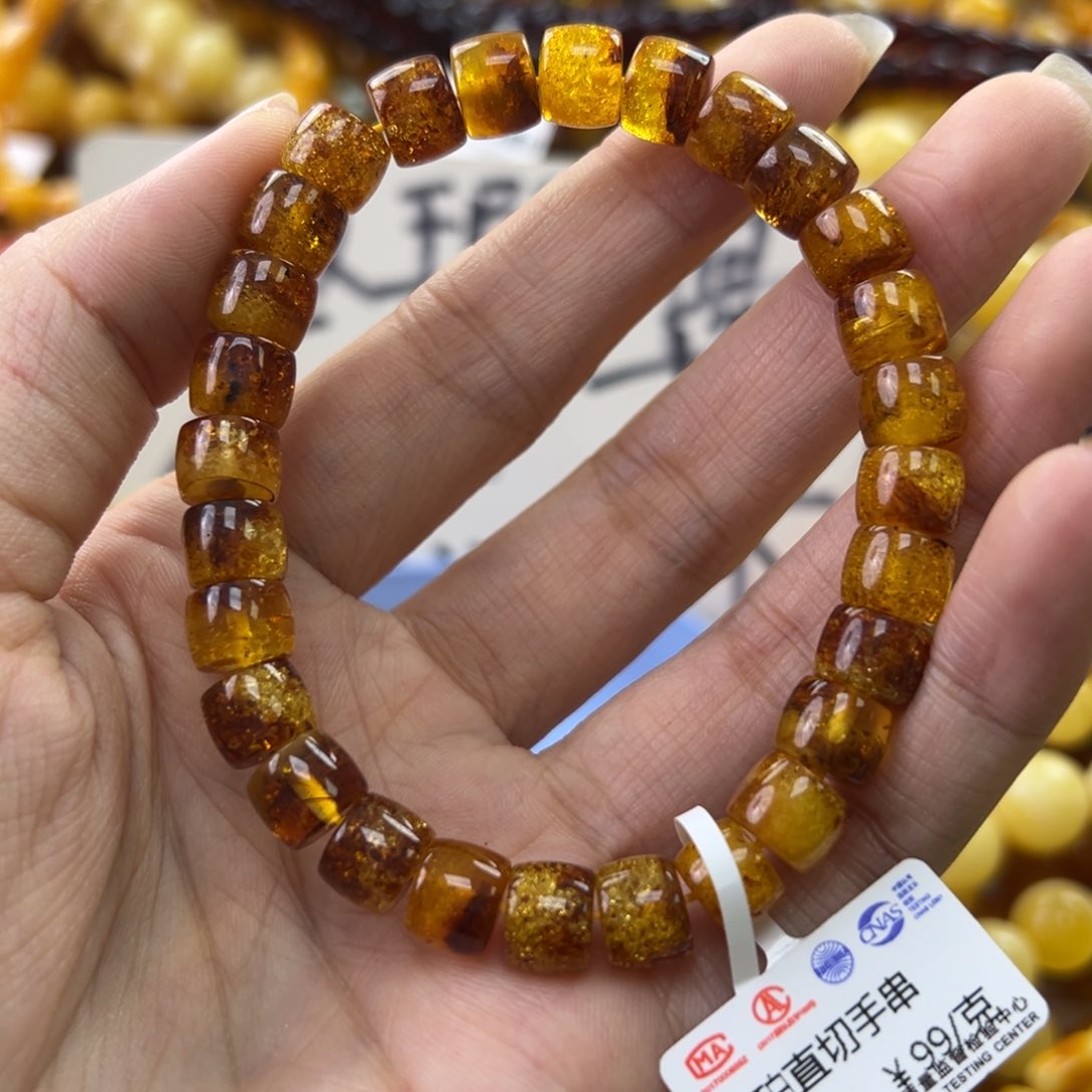 琥珀珠宝奇石未镶嵌