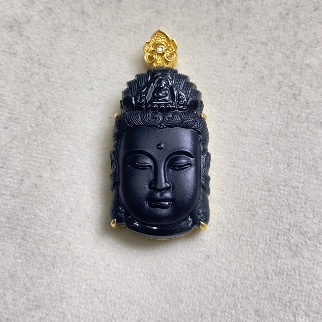 翡翠颈饰18K金镶嵌墨翠佛首