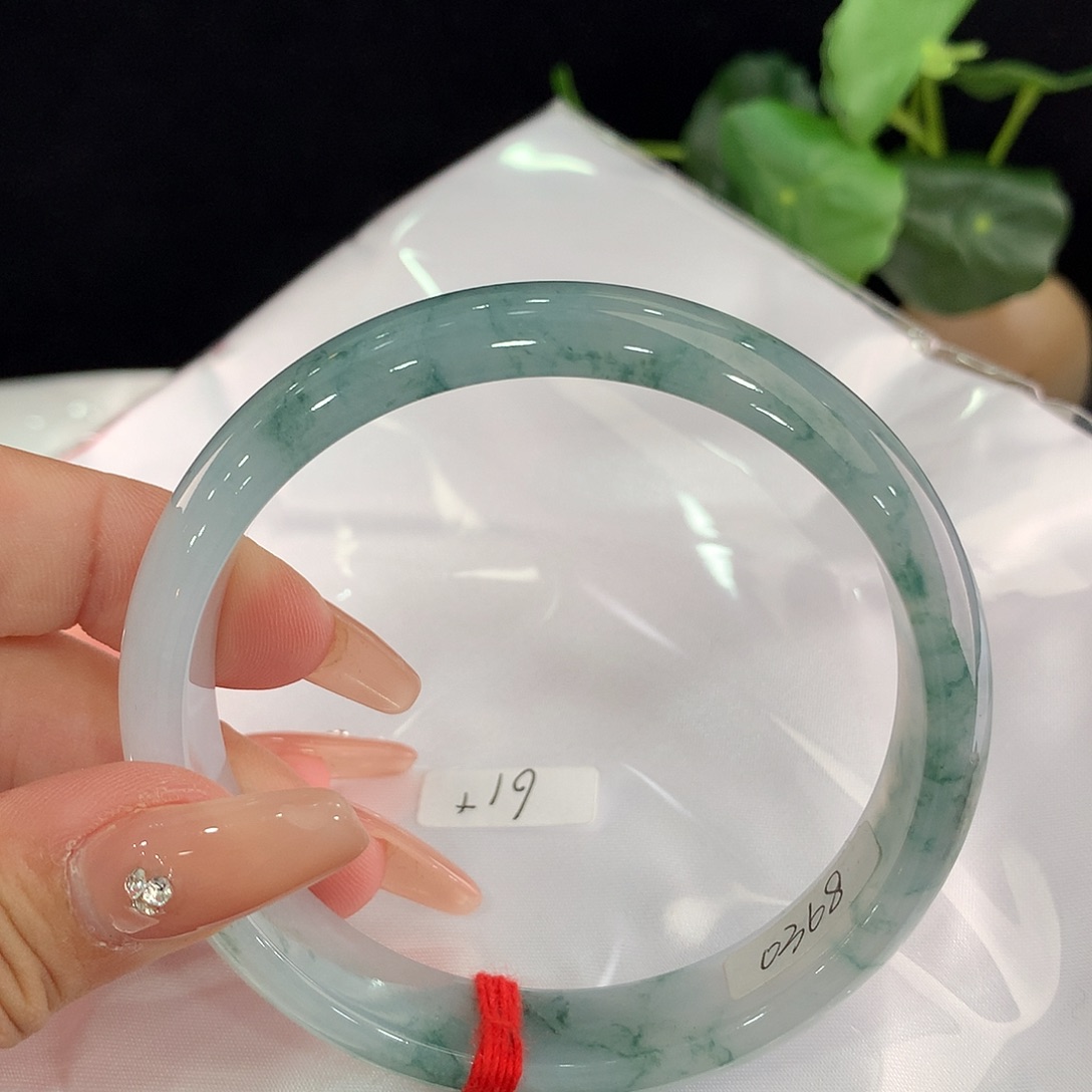 翡翠手镯未镶嵌正60/61