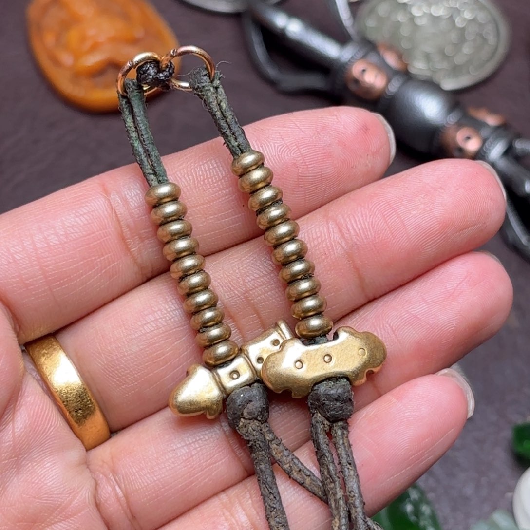 铜星月菩提吊坠项链