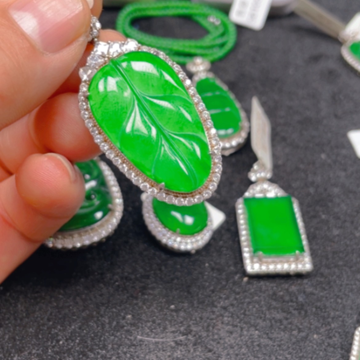 【闪购商品】翡翠颈饰银S925镶嵌陈*的吊坠