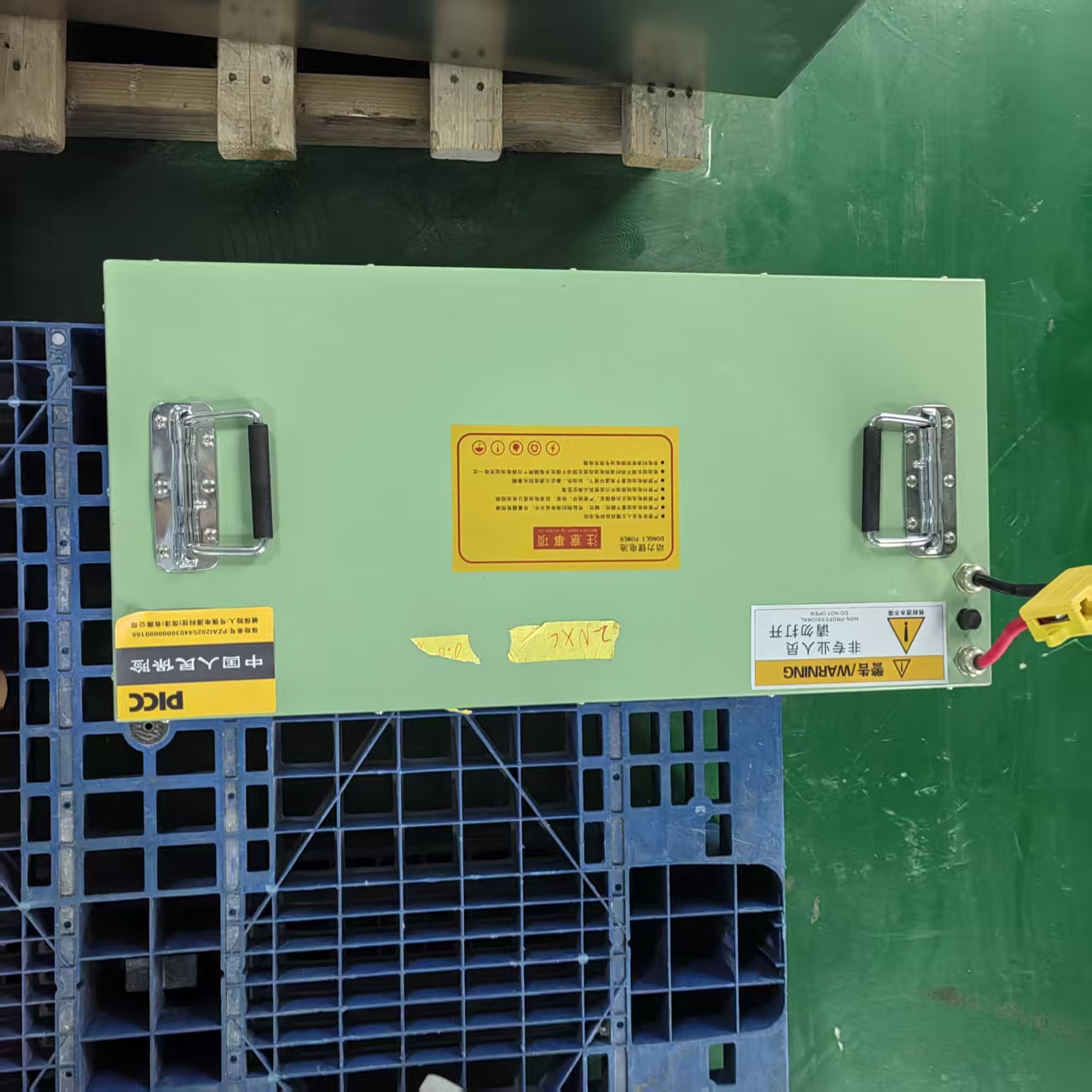 60V-150AH全新磷酸铁锂电池，采用比亚迪刀片电芯，尺寸：66-34.5-23