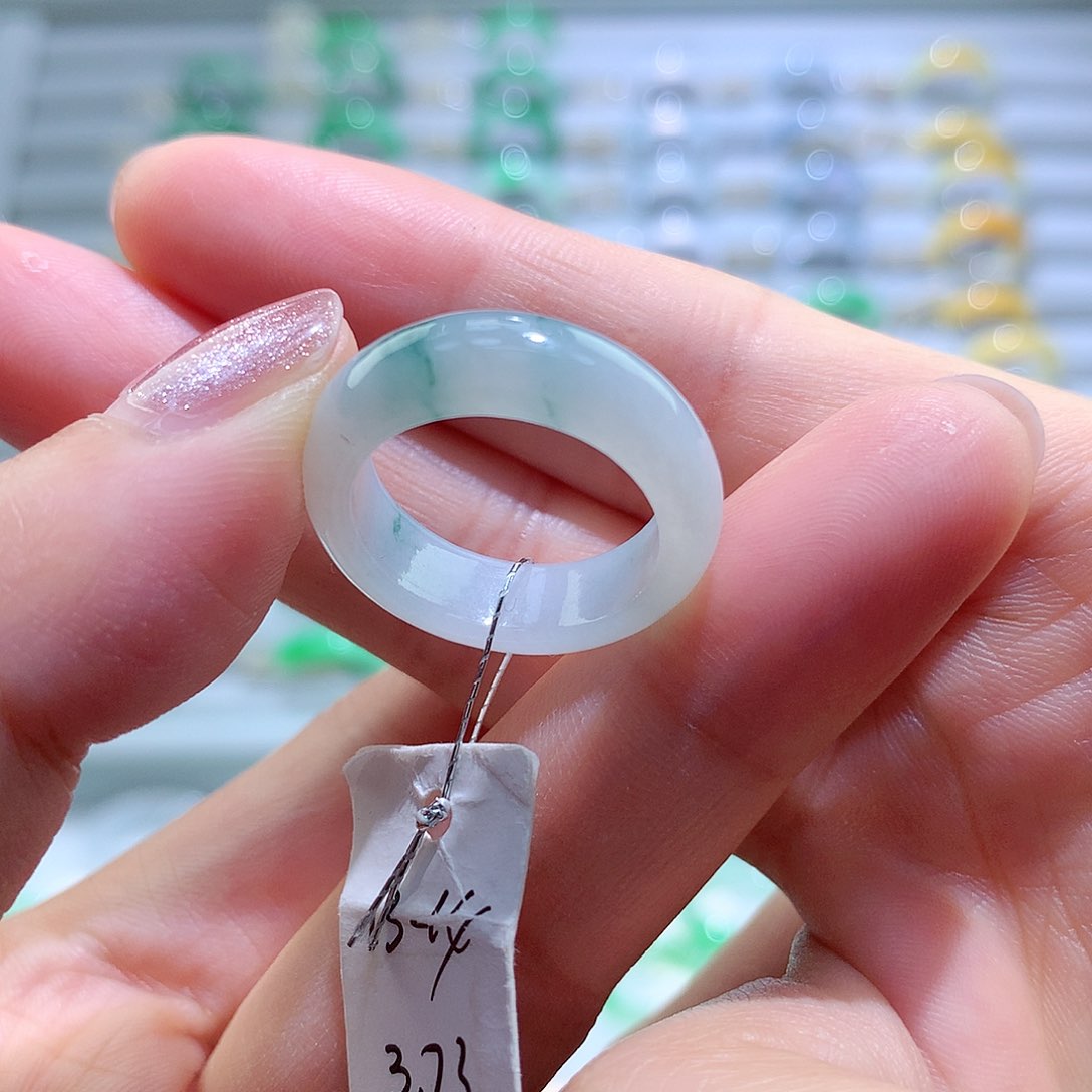 翡翠戒指未镶嵌13-14号